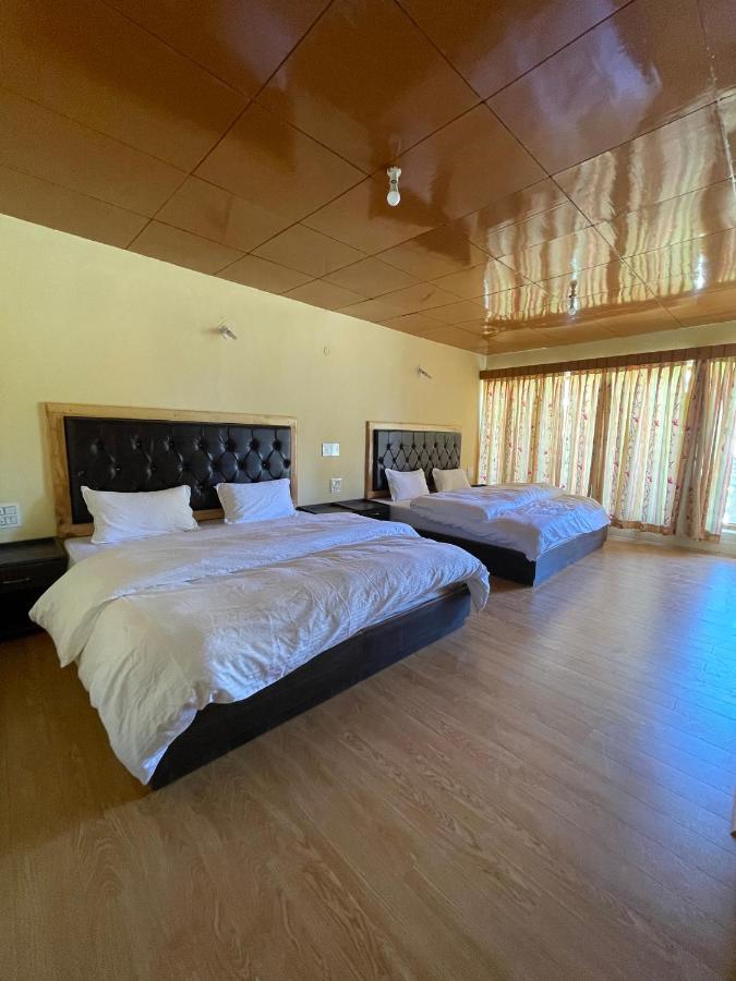 Hinjuma Guest House Лех Екстериор снимка